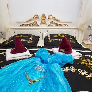 Deluxe Zimmer mit Kingsize-Bett